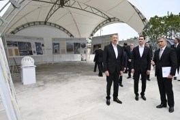 Azərbaycan və Türkmənistan prezidentləri Şuşa məscidində tikinti işlərinin gedişi ilə tanış olublar