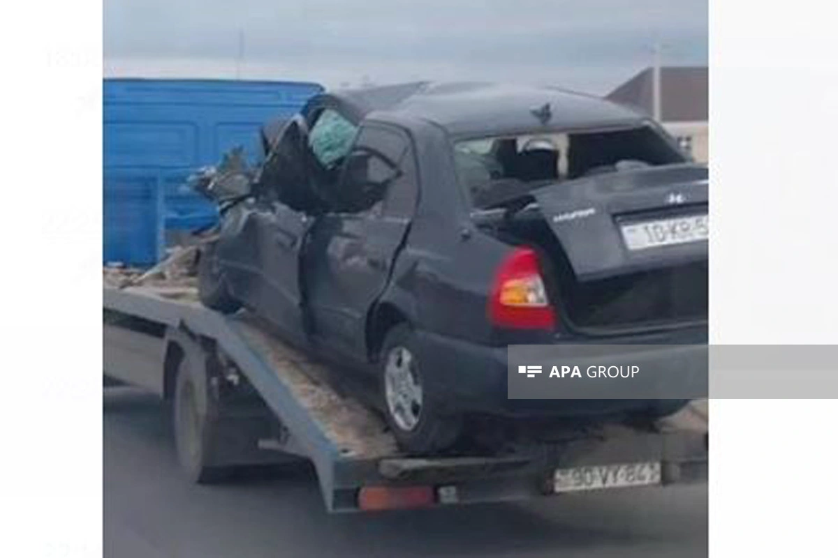 Naftalanda 2 avtomobil toqquşub, ölən və xəsarət alanlar var - FOTO