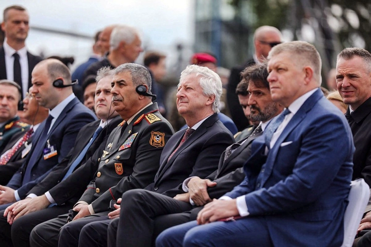 Zakir Həsənov Slovakiyada "IDEB 2026" sərgisində iştirak edib