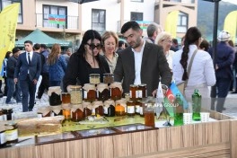 Kəlbəcərdə Bal Festivalı keçirilib - FOTO - VİDEO