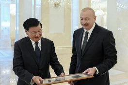 Prezident İlham Əliyevin adından Laos Prezidentinin şərəfinə rəsmi nahar verilib