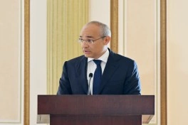 Prezidentin sədrliyi ilə dağ-mədən və metallurgiya sənayesinin inkişafına dair Dövlət Proqramına həsr olunmuş müşavirə keçirilib