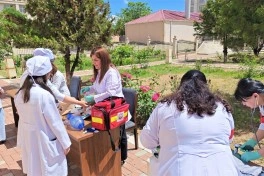 FHN Naxçıvan Tibb Kollecində fövqəladə hallarda davranış qaydaları barədə tədbir keçirib