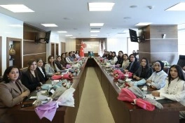 Türkiyənin ailə və sosial xidmətlər naziri şəhidlərimizin həyat yoldaşları ilə görüşüb - FOTO
