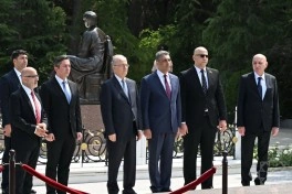 Fələstin dövlətinin Baş naziri Fəxri xiyabanı ziyarət edib