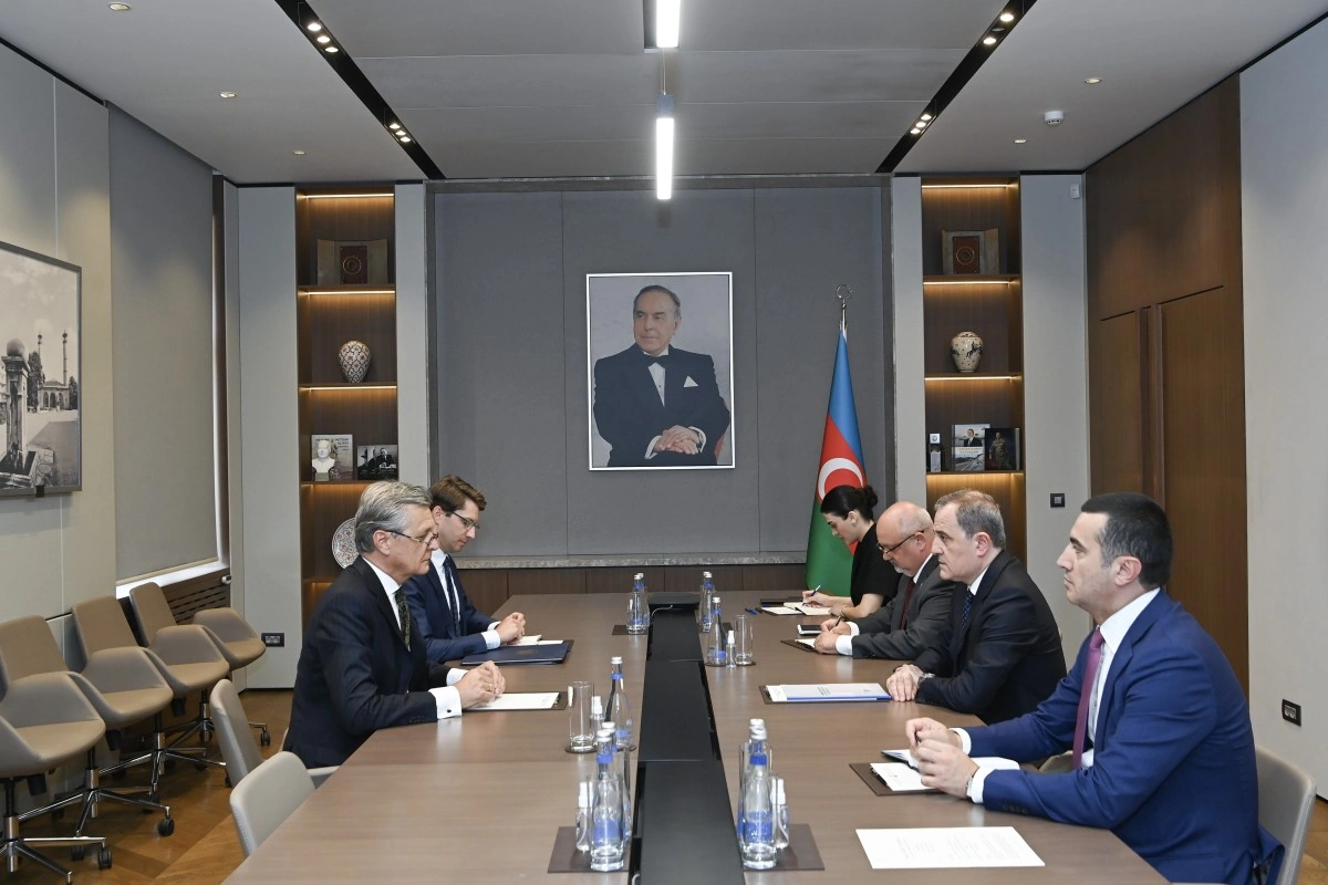 Ceyhun Bayramov Almaniyanın Azərbaycana yeni təyin olunmuş səfirini qəbul edib