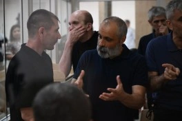 Arayik Harutyunyan və digərlərinin şikayətləri üzrə apellyasiya məhkəməsi davam etdirilib - FOTO