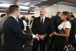 Prezident İlham Əliyev və birinci xanım Mehriban Əliyeva Formula 1 Azərbaycan Qran-Prisinin əsas yarışına baxıblar - YENİLƏNİB-2