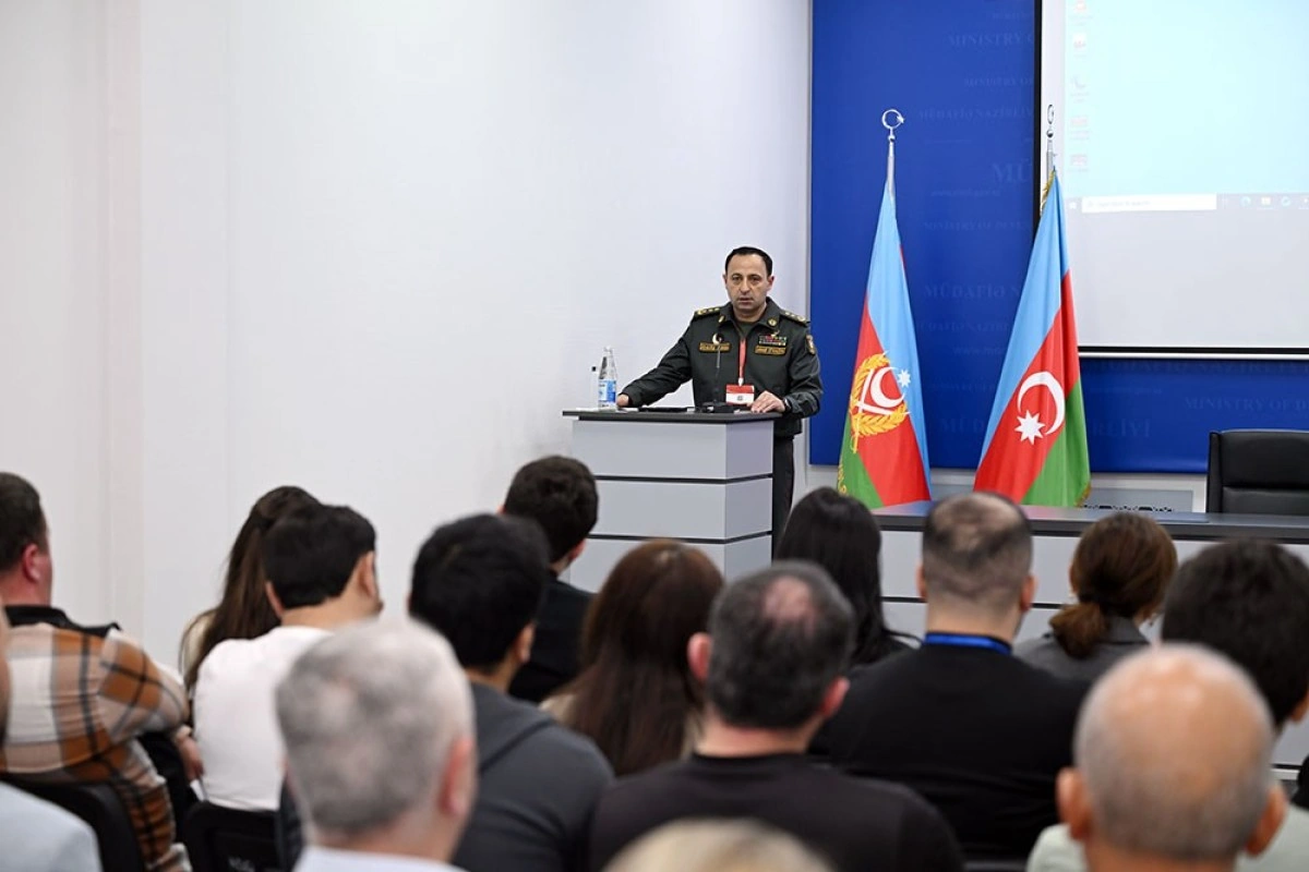 Müdafiə Nazirliyində media nümayəndələri ilə təlim-treninq keçirilib - VİDEO