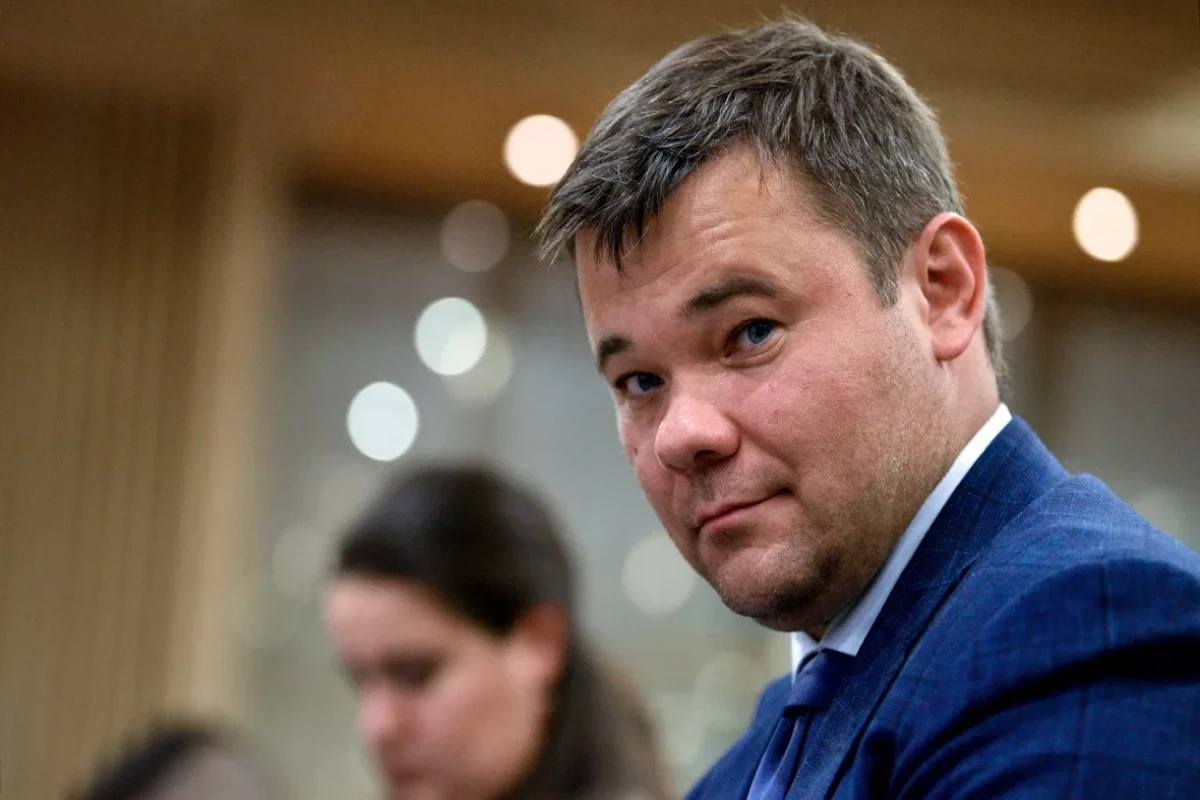 Zelenski sabiq aparat rəhbəri Andrey Boqdana 17 növ sanksiya tətbiq edib