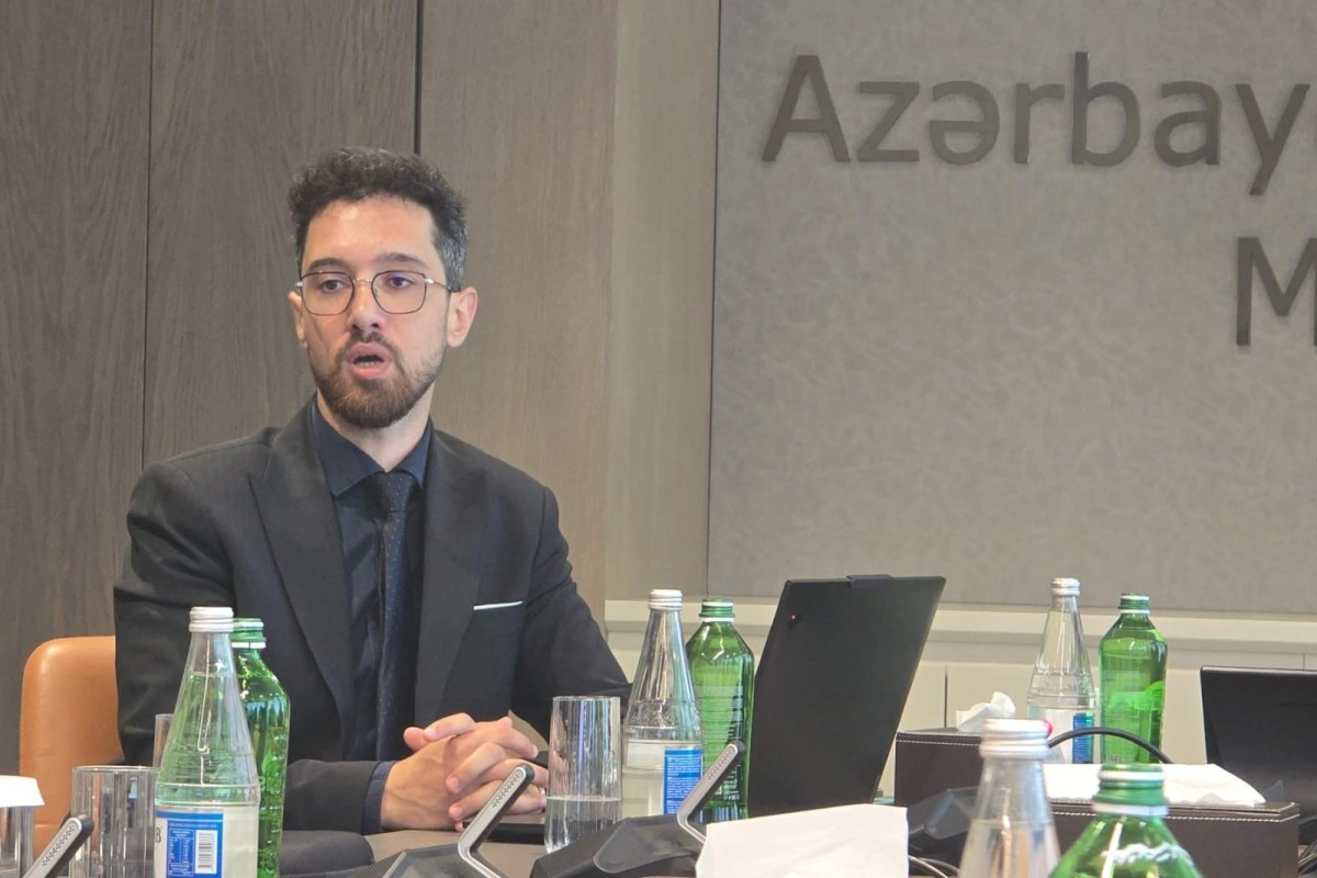 AMB: Bank kartını üçüncü şəxsə verənlər üçün hüquqi məsuliyyət nəzərdə tutulmalıdır