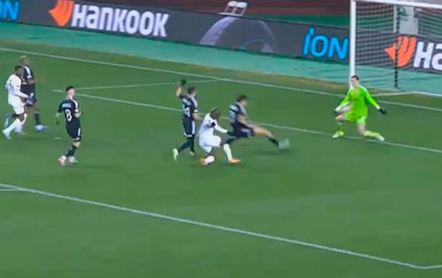“Qarabağ”ın qapıçısının seyvi ən yaxşılar arasında  - Video