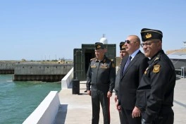 Prezident İlham Əliyev Hərbi Dəniz Qüvvələrində olub - FOTO