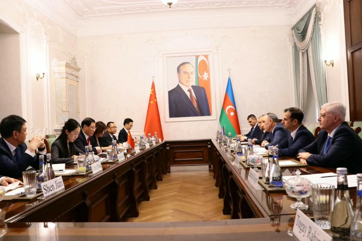 Çinin Baş prokuroru Azərbaycana gəlib, memorandum imzalanıb - YENİLƏNİB