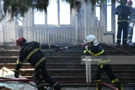 FHN: Bakıda istifadəsiz tikilidə baş verən yanğın tam söndürülüb - VİDEO - FOTO - YENİLƏNİB-2