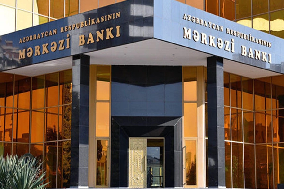 AMB əhaliyə müraciət edib: Bank hesablarından vəsaitlərin təkrar silinməsi kibermüdaxilə deyil, texniki nasazlıq aradan qaldırılıb