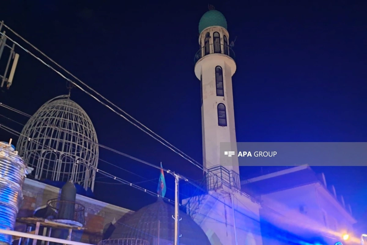 Bakıda məsciddə yanğın olub - FOTO