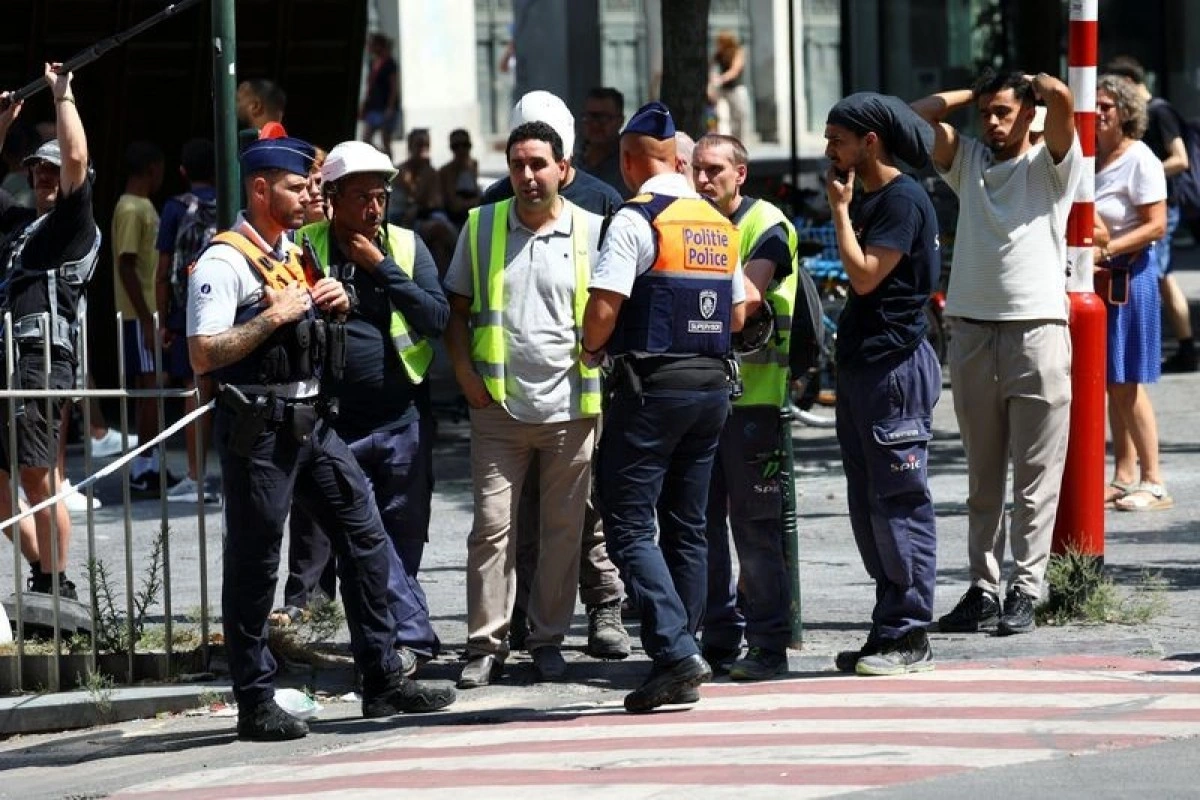 Brüsseldə tikinti sahəsində yanğın baş verib, ölənlər var