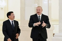 Prezident İlham Əliyevin adından Laos Prezidentinin şərəfinə rəsmi nahar verilib