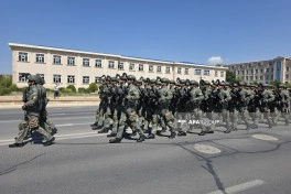 Naxçıvanda hərbi orkestrin müşayiəti ilə yürüş başlayıb - FOTO