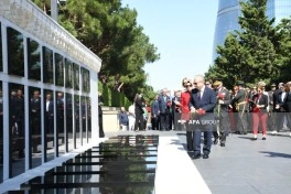 Səfir: Azərbaycan-Türkiyə qardaşlıq əlaqələri möhkəmlənməyə davam edəcək - FOTO
