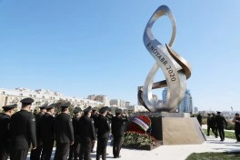 Dövlət Xidmətinin şəxsi heyəti Zəfər parkını ziyarət edib