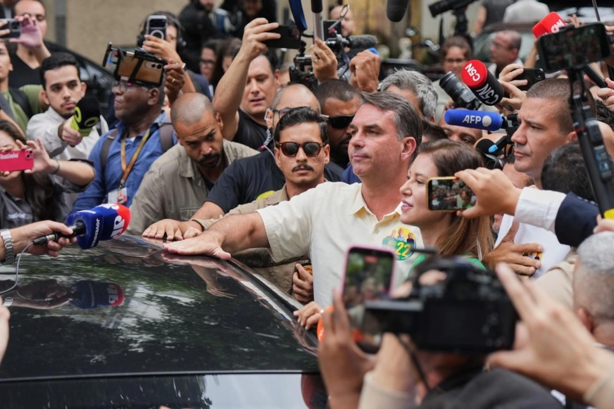 Bolsonaro və Lula da Silva prezident seçkilərinin ikinci turuna çıxıb - YENİLƏNİB