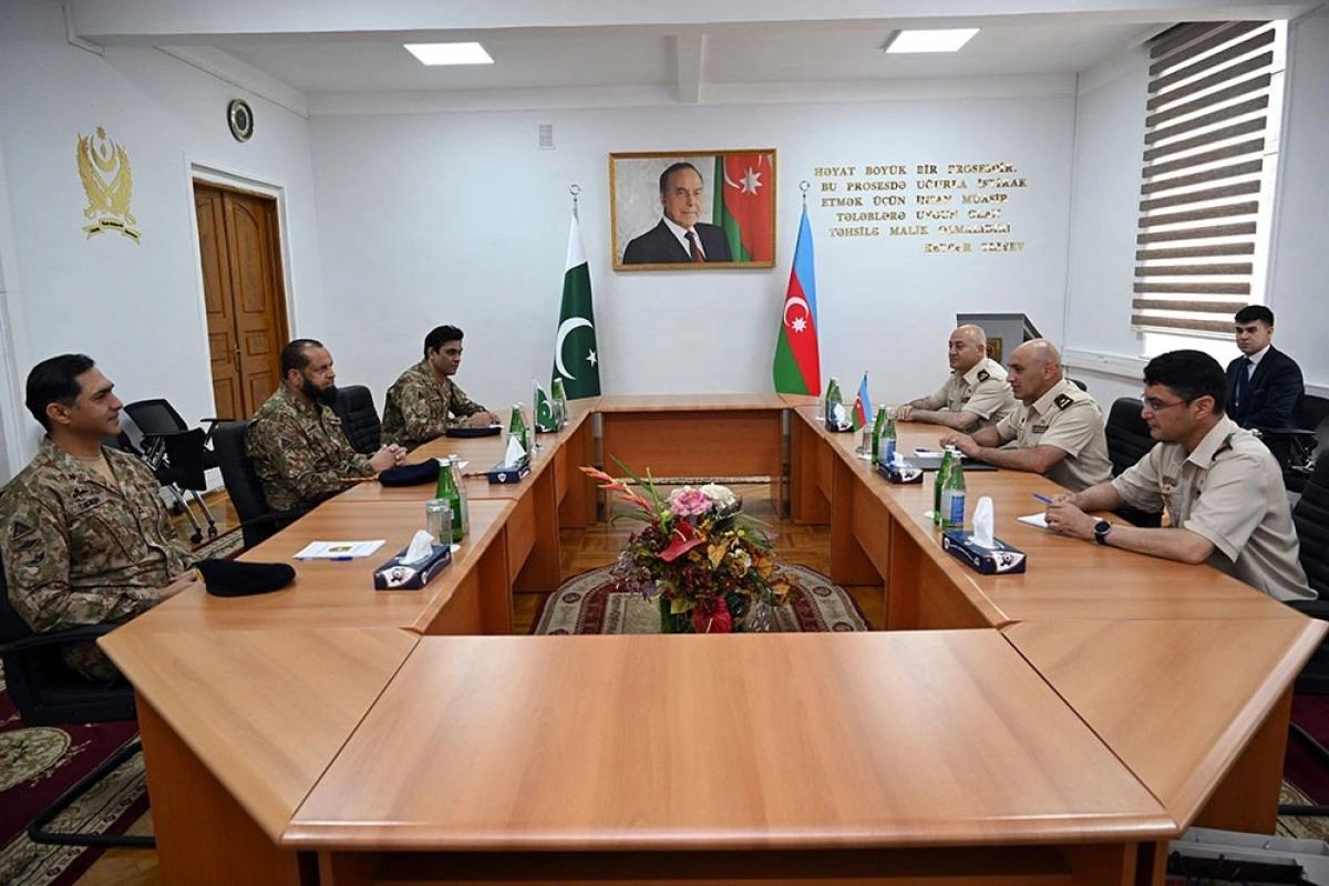 Azərbaycanla Pakistan arasında hərbi təhsil sahəsində əməkdaşlıq müzakirə olunub