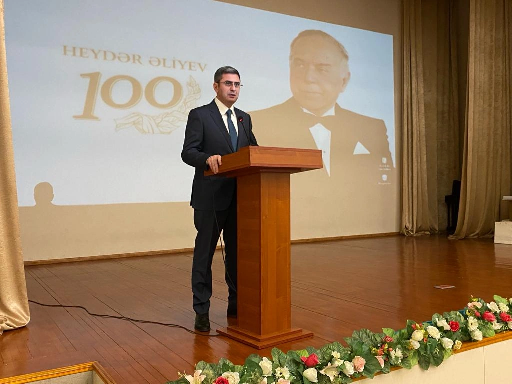 Xəzərdə “Liderin ürəyi” nümayiş olundu
- Fotolar