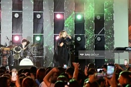 Zeytun Festivalında estrada ulduzlarının konserti olub