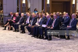 “İctimai proseslər media müstəvisində” mövzusunda forum keçirilib - FOTO - YENİLƏNİB