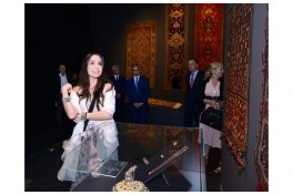 Leyla Əliyeva Budapeştdə “Azərbaycan xalçaları – ənənədən müasir incəsənətə” sərgisinin təqdimatında iştirak edib - FOTO