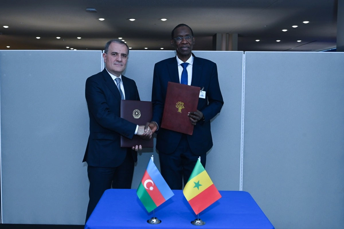 Azərbaycan və Seneqal arasında siyasi məsləhətləşmələrə dair memorandum imzalanıb