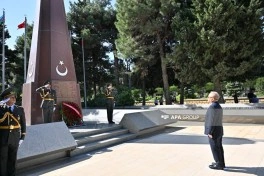 Səfir: Azərbaycan-Türkiyə qardaşlıq əlaqələri möhkəmlənməyə davam edəcək - FOTO