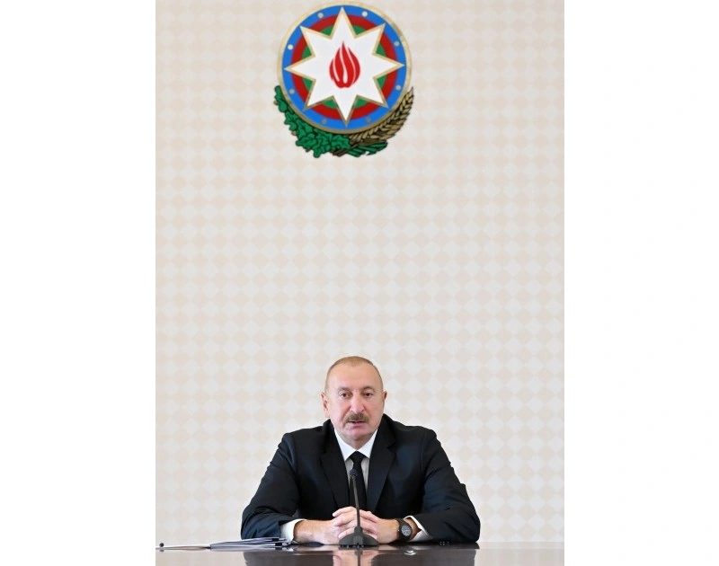 Prezidentin sədrliyi ilə dağ-mədən və metallurgiya sənayesinin inkişafına dair Dövlət Proqramına həsr olunmuş müşavirə keçirilib
